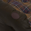 Cargar imagen en el visor de la galería, Cama Barbour para perros de cera y algodón de 30 pulgadas