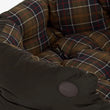 Cargar imagen en el visor de la galería, Cama Barbour para perros de cera y algodón de 35 pulgadas