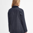 Cargar imagen en el visor de la galería, Chaqueta encerada Barbour Beadnell para mujer color AZUL Navy