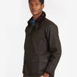 Cargar imagen en el visor de la galería, Chaqueta Classic Bedale BARBOUR para hombre Color OLIVE (CLASSIC)