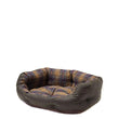Cargar imagen en el visor de la galería, Cama Barbour para perros de cera y algodón de 30 pulgadas