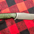 Cargar imagen en el visor de la galería, Cuchillo “Víbora” Damasteel RWL y cachas fat carbon Jungle War, de Alejandro Medrano
