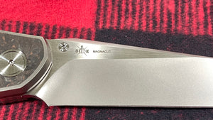 Navaja Iberian Integral Titanio Bastard Knives, diseño Queirós edición 1/20