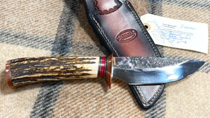 Cuchillo Alaskan forjado a mano de Paco Margarit, mango Sambar Premium.