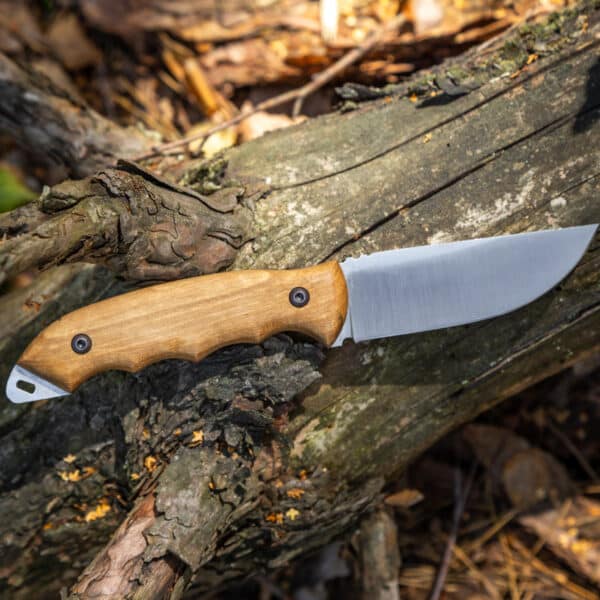 CUCHILLO DE CAMPING DE ACERO HK4 D2 CSH (BPS Knives)