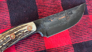 Cuchillo Trapper de Nil Fonsere, Viga encajada en Sambar
