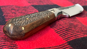 Cuchillo Custom “Tanatos Bowie” Nil Fonseré en retama texturizada
