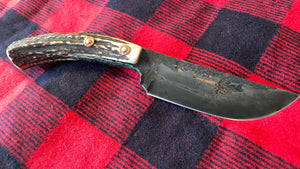 Cuchillo Trapper de Nil Fonsere, Viga encajada en Sambar