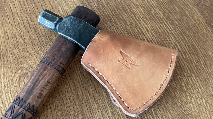 Hacha Tomahauk custom de Nil Fonseré, Tiger Maple con motivos tribales
