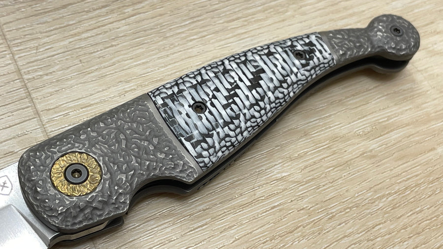 Navaja Gitano Gen 2, edición única, customizada a mano Por Gudy Van Poppel, Fat Carbon/Magnacut/ Titanio
