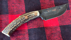 Cuchillo Trapper de Nil Fonsere, Viga encajada en Sambar
