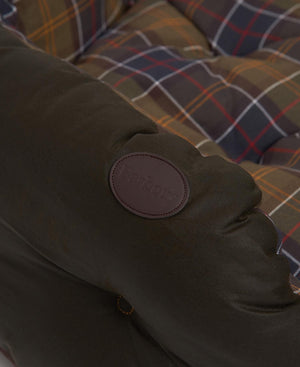 Cama Barbour  para perros de cera y algodón de 30 pulgadas