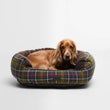Cargar imagen en el visor de la galería, Cama Barbour  para perros Snuggle de 30"
