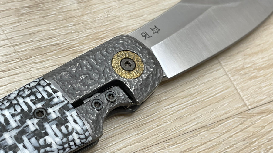 Navaja Gitano Gen 2, edición única, customizada a mano Por Gudy Van Poppel, Fat Carbon/Magnacut/ Titanio