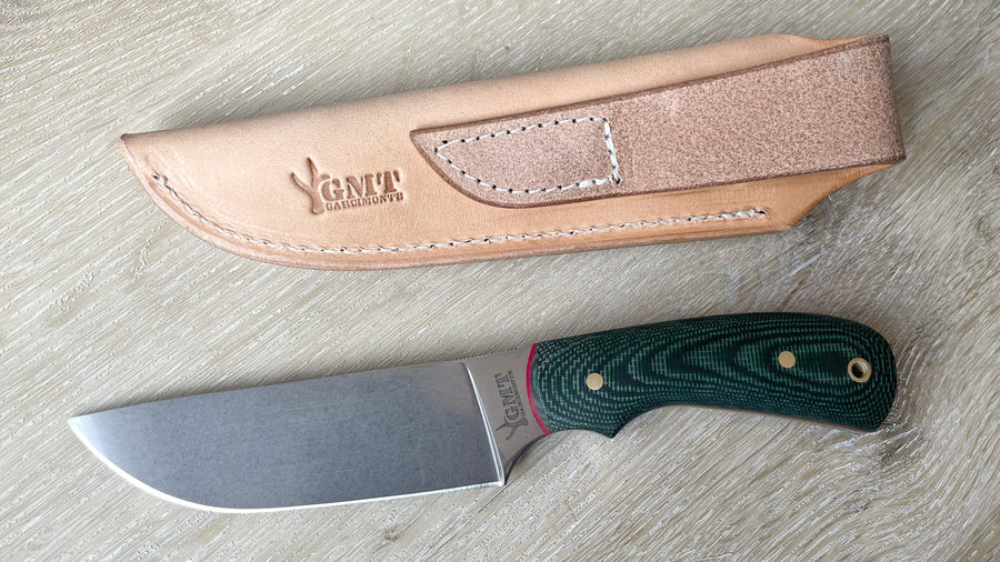 Cuchillo Skinner GMT Garcimonte, cachas micarta verde