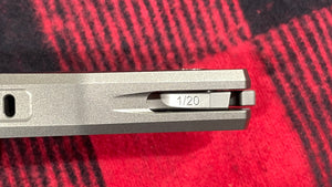 Navaja Iberian Integral Titanio Bastard Knives, diseño Queirós edición 1/20