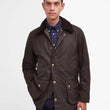 Cargar imagen en el visor de la galería, Chaqueta encerada Ashby  BARBOUR  Color OLIVE (CLASSIC)
