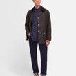 Cargar imagen en el visor de la galería, Chaqueta encerada Ashby  BARBOUR  Color OLIVE (CLASSIC)

