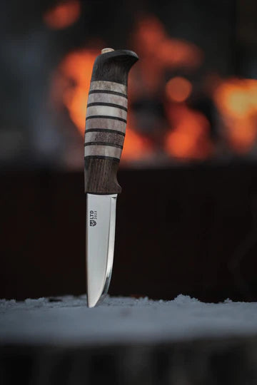 Cuchillo HELLE - 678 REIN 2023 LTD