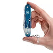 Cargar imagen en el visor de la galería, NAVAJA VICTORINOX WINTER MAGIC 2026
