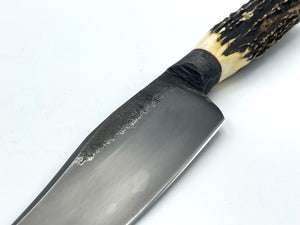 Cuchillo Integral con mango de Sambar y Musk Ox de Guillermo Garcimonte.