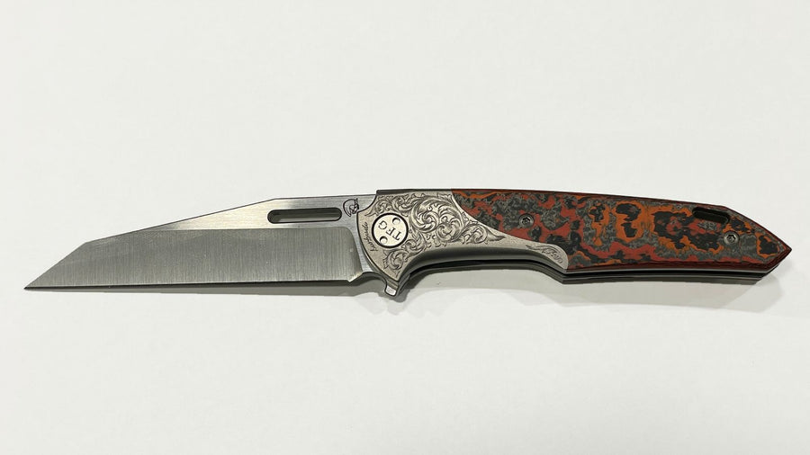 Navaja grabada semicustom de Miguel Barbudo Fat Carbon